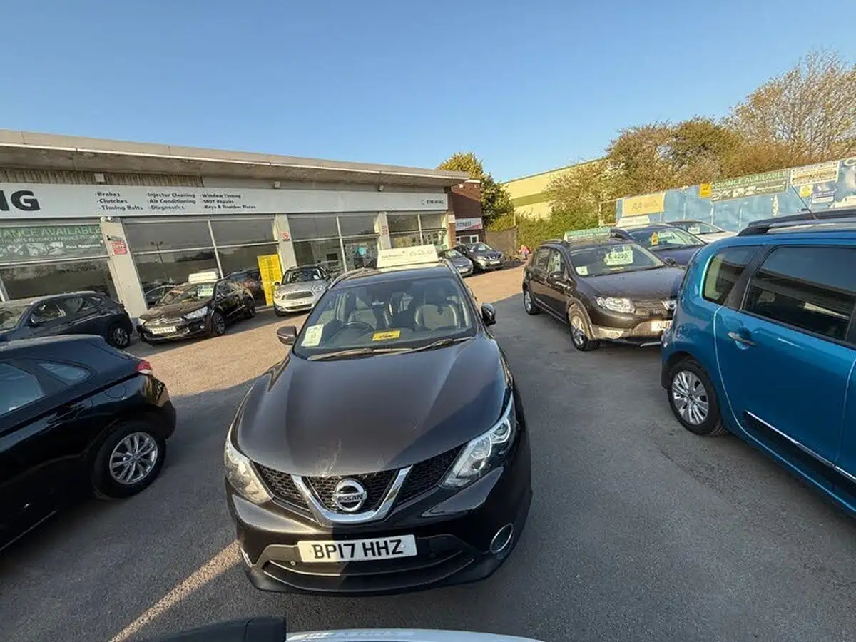 2017-nissan-qashqai-15dci-n-vision-18in-big-1