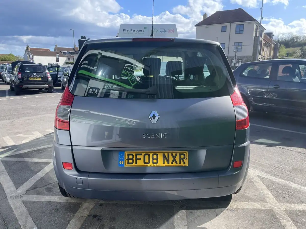2008-renault-scenic-16-dynamique-auto-big-4