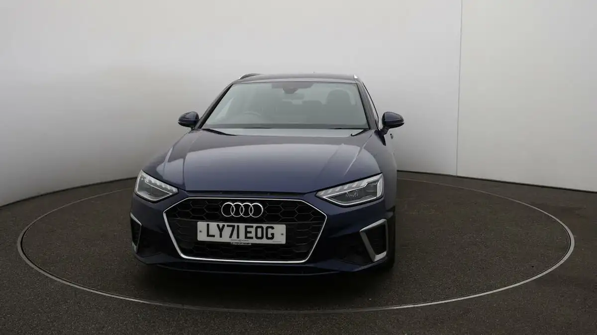 2022-audi-a4-avant-20-35-tfsi-s-line-tronic-big-33