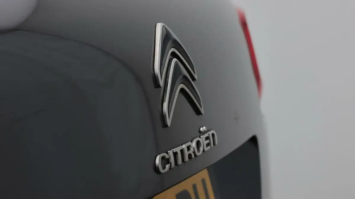 2020-citroen-c5-aircross-12-puretech-flair-plus-big-21