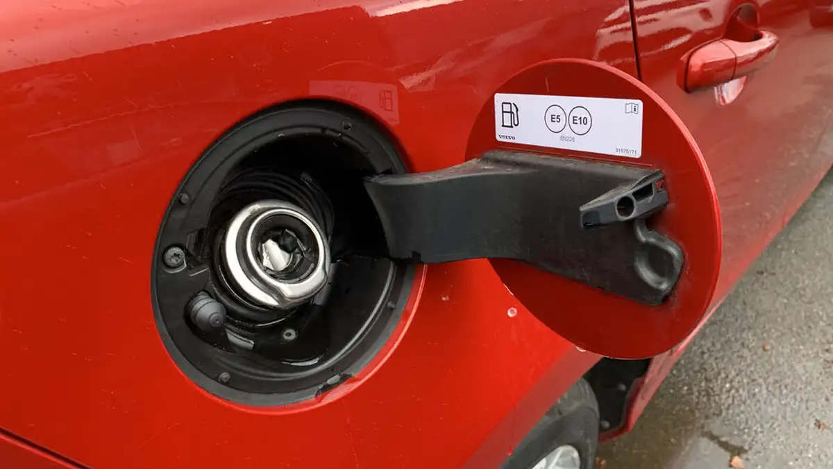 2019-volvo-v40-15-t2-inscription-big-48