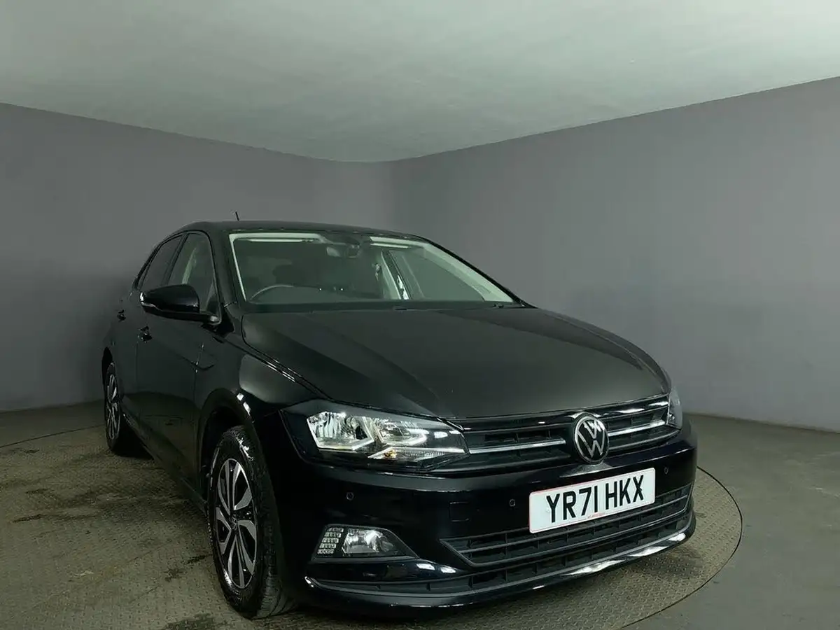 2021-volkswagen-polo-10-tsi-active-big-1