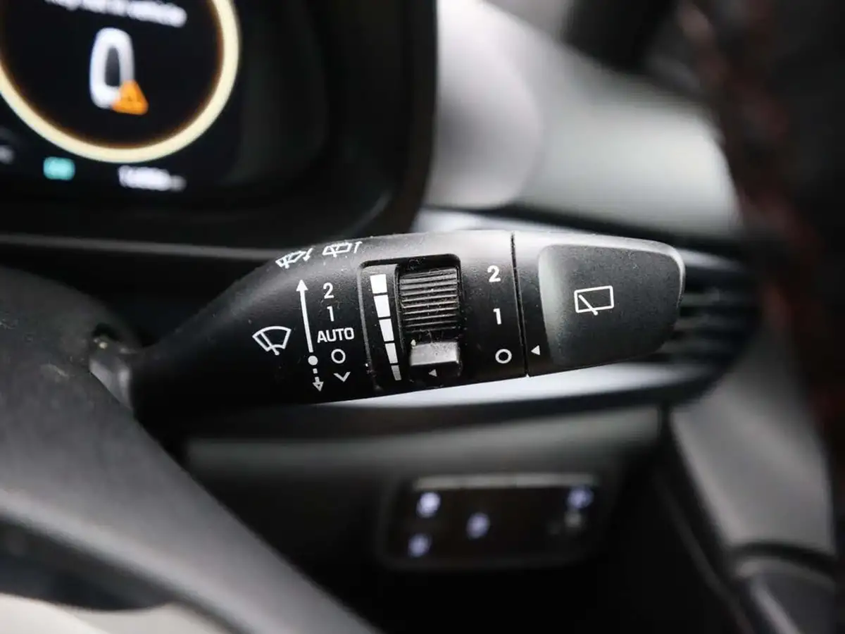 2023-hyundai-i20-10-t-gdi-n-line-eclutch-imt-big-34