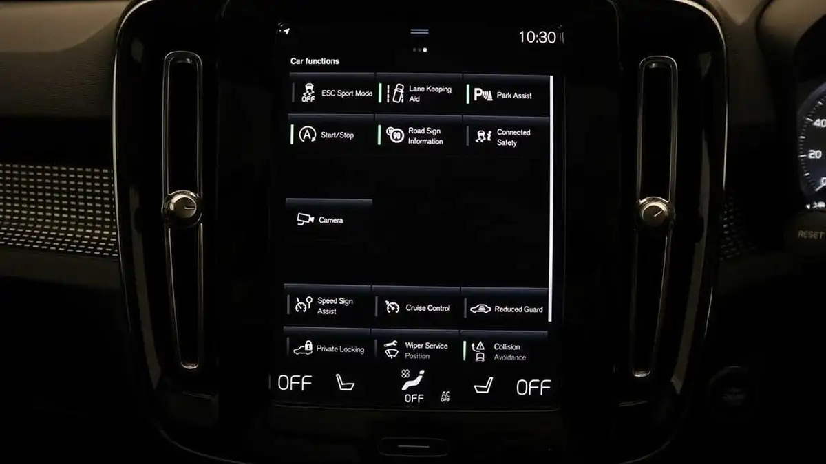 2022-volvo-xc40-15-t3-r-design-auto-big-64