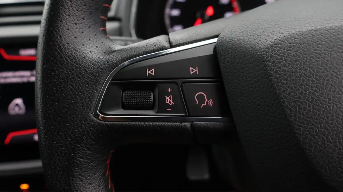 2019-seat-ibiza-10-tsi-fr-115ps-big-22