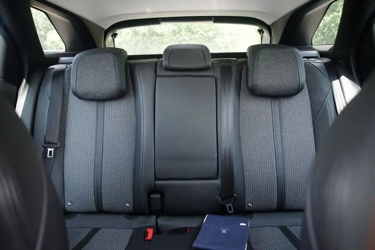 2021-peugeot-3008-suv-15-bluehdi-allure-eat8-big-9