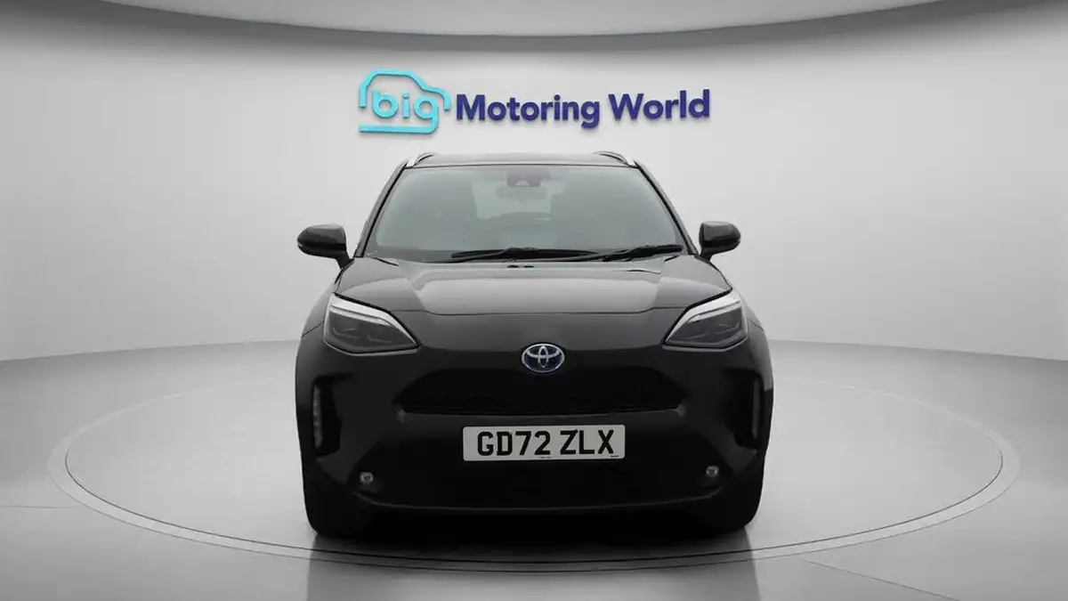 2022-toyota-yaris-cross-15-vvt-i-design-big-2