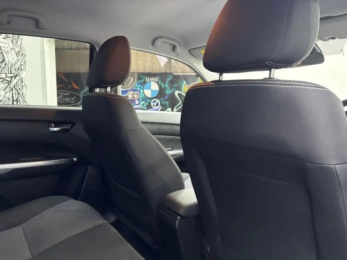 2022-suzuki-vitara-14-boosterjet-sz-t-big-24