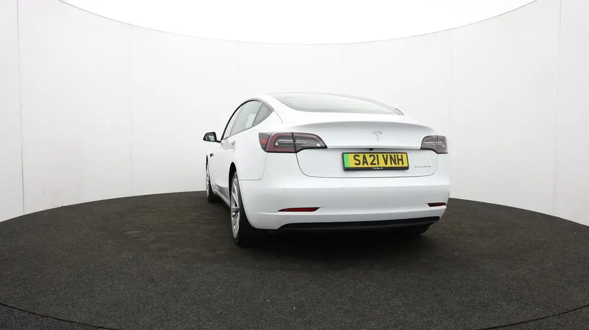 2021-tesla-model-3-e-long-range-4x4-big-35