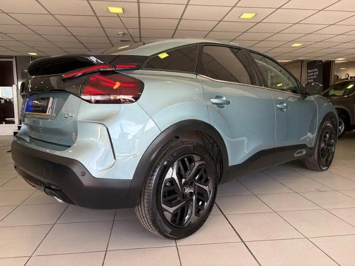 2021-citroen-c4-12-puretech-shine-130ps-eat8-big-4