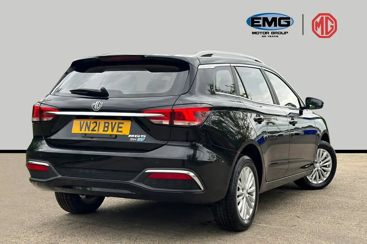 2021-mg-mg5-e-exclusive-ev-big-6