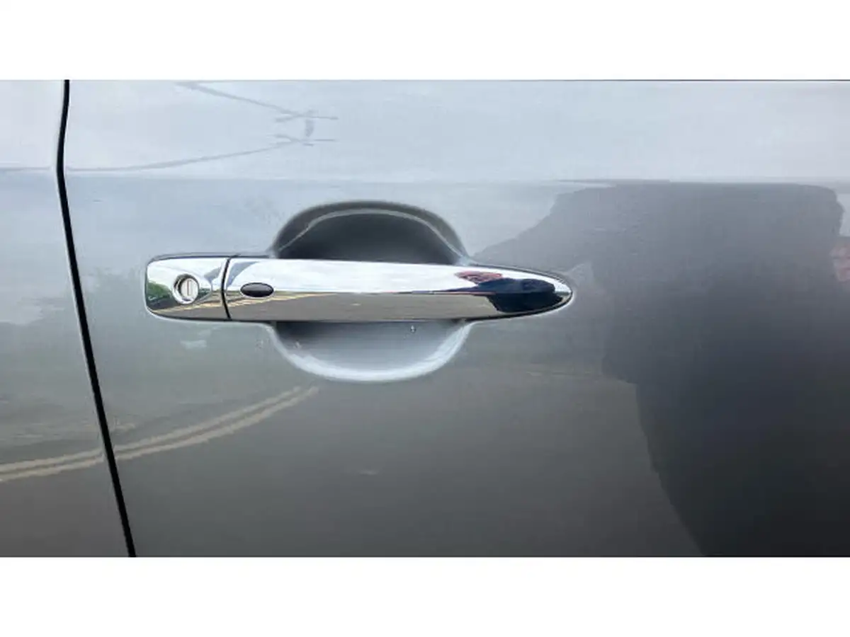 2021-nissan-leaf-e-tekna-big-23