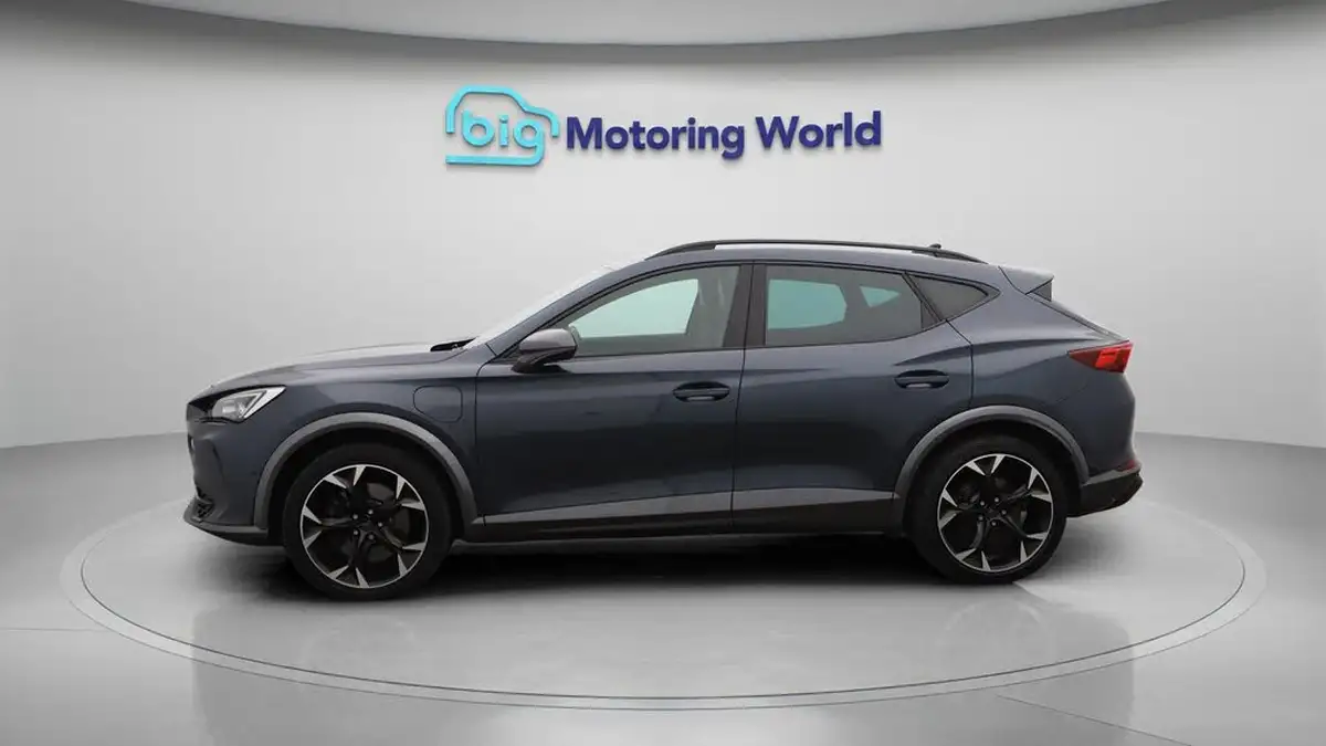 2022-cupra-formentor-14-e-hybrid-vz1-big-4