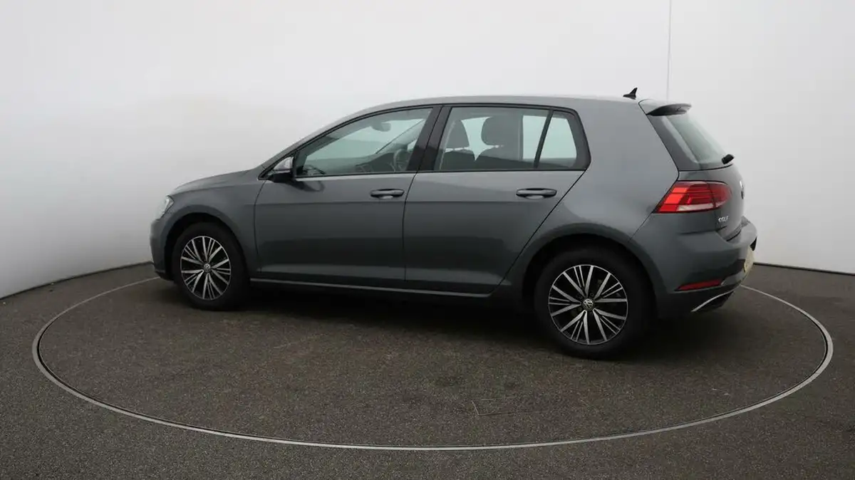 2019-volkswagen-golf-16tdi-se-hatchback-5d-dsg-big-45