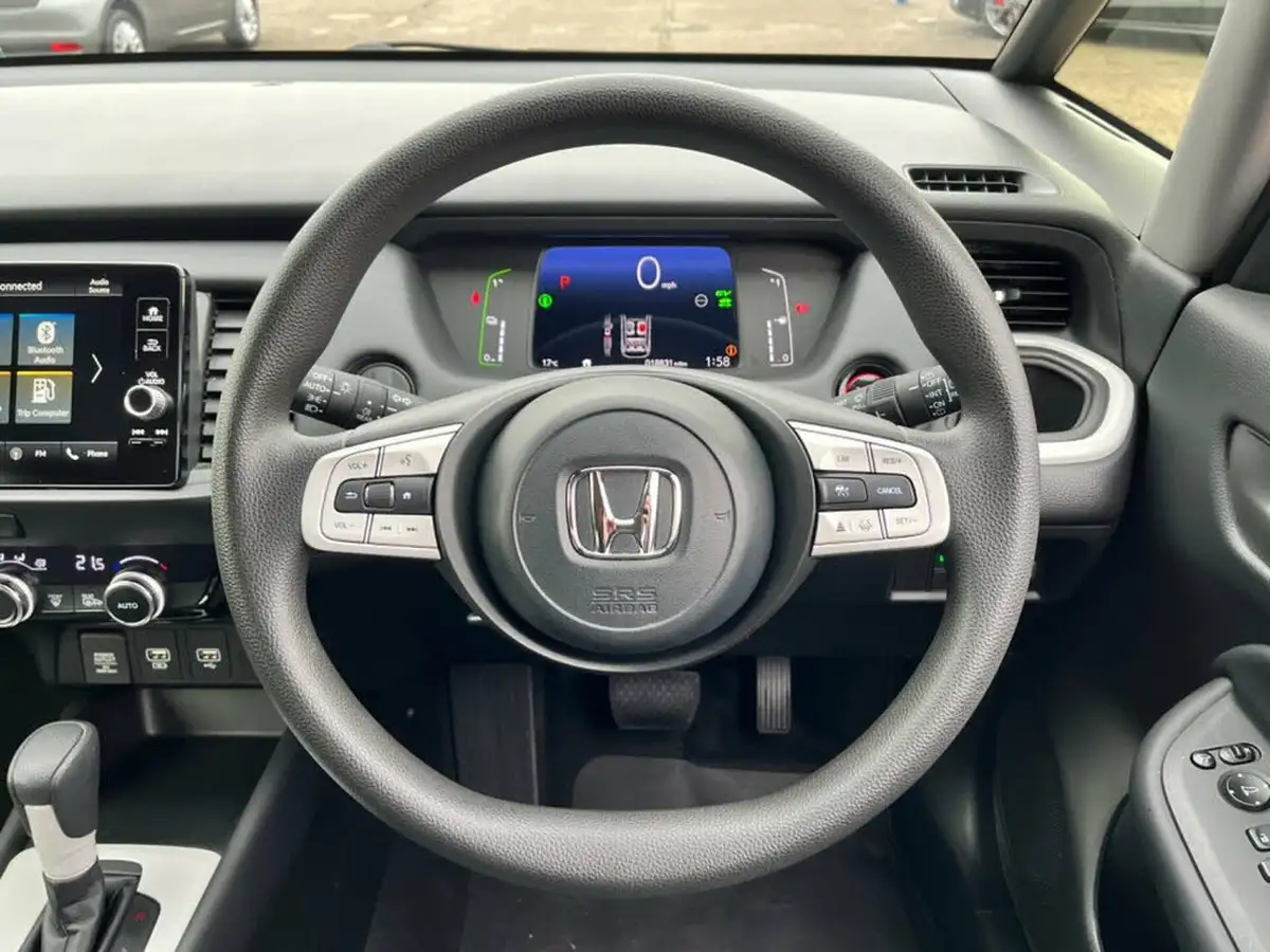 2021-honda-jazz-15-i-mmd-sr-107ps-big-19