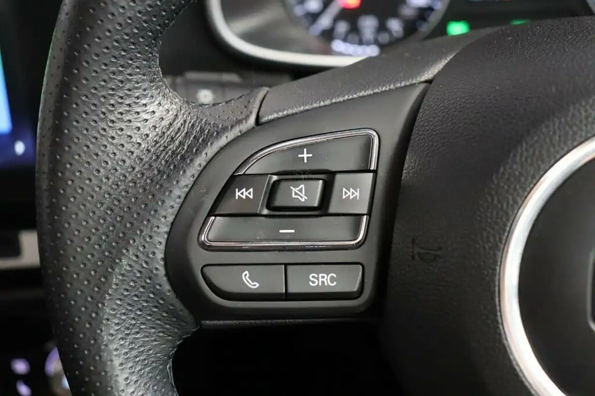 2021-mg-zs-suv-e-exclusive-ev-big-24