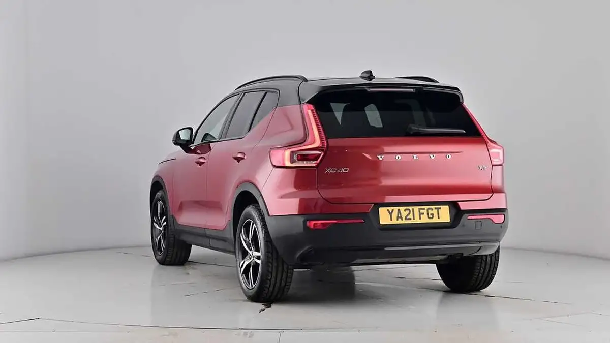 2021-volvo-xc40-15-t3-r-design-161bhp-big-67
