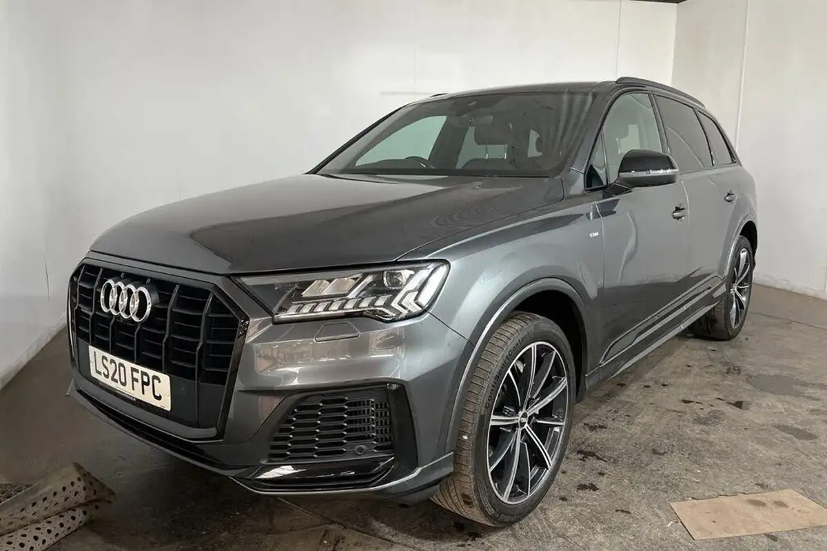 2020-audi-q7-30-55-tfsi-black-edition-big-15