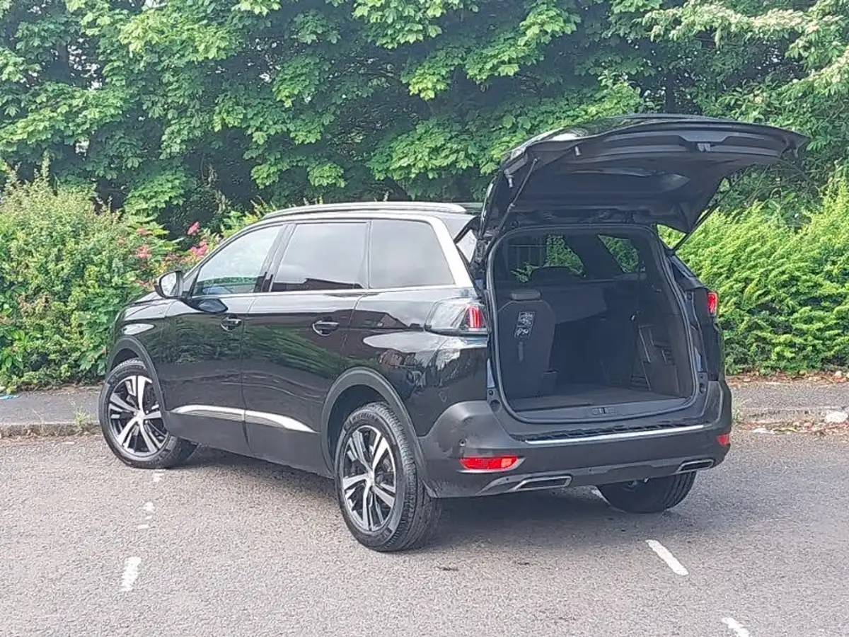 2024-peugeot-5008-suv-15-bluehdi-gt-130ps-big-11