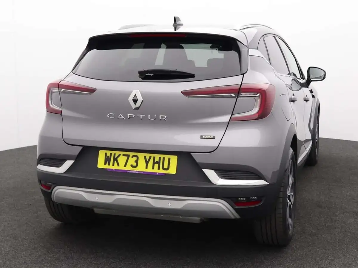 2023-renault-captur-16-techno-160ps-plug-in-big-5