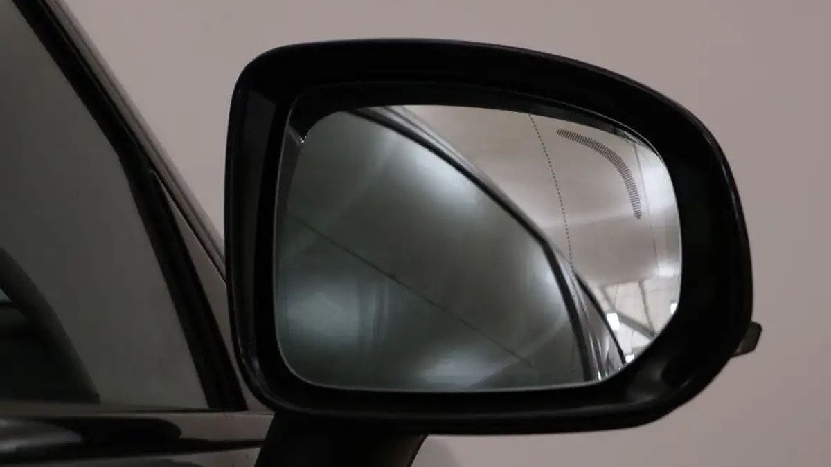 2024-volvo-xc60-20-t8-ultimate-dark-big-18