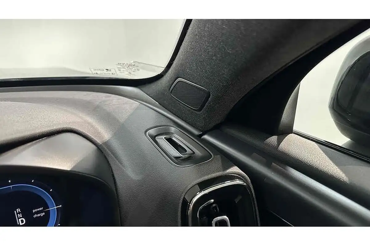 2022-volvo-c40-e-twin-recharge-pro-big-41
