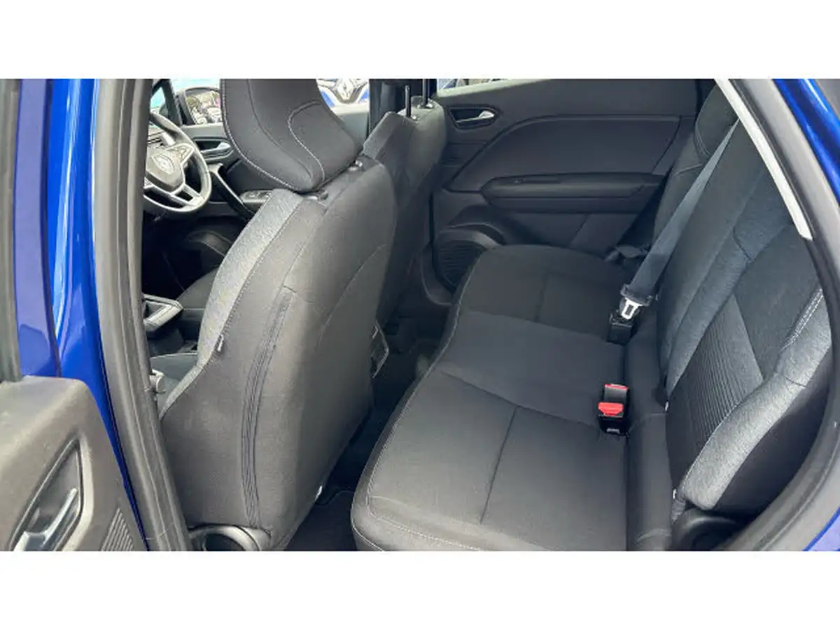 2021-renault-captur-13-tce-iconic-140ps-big-15