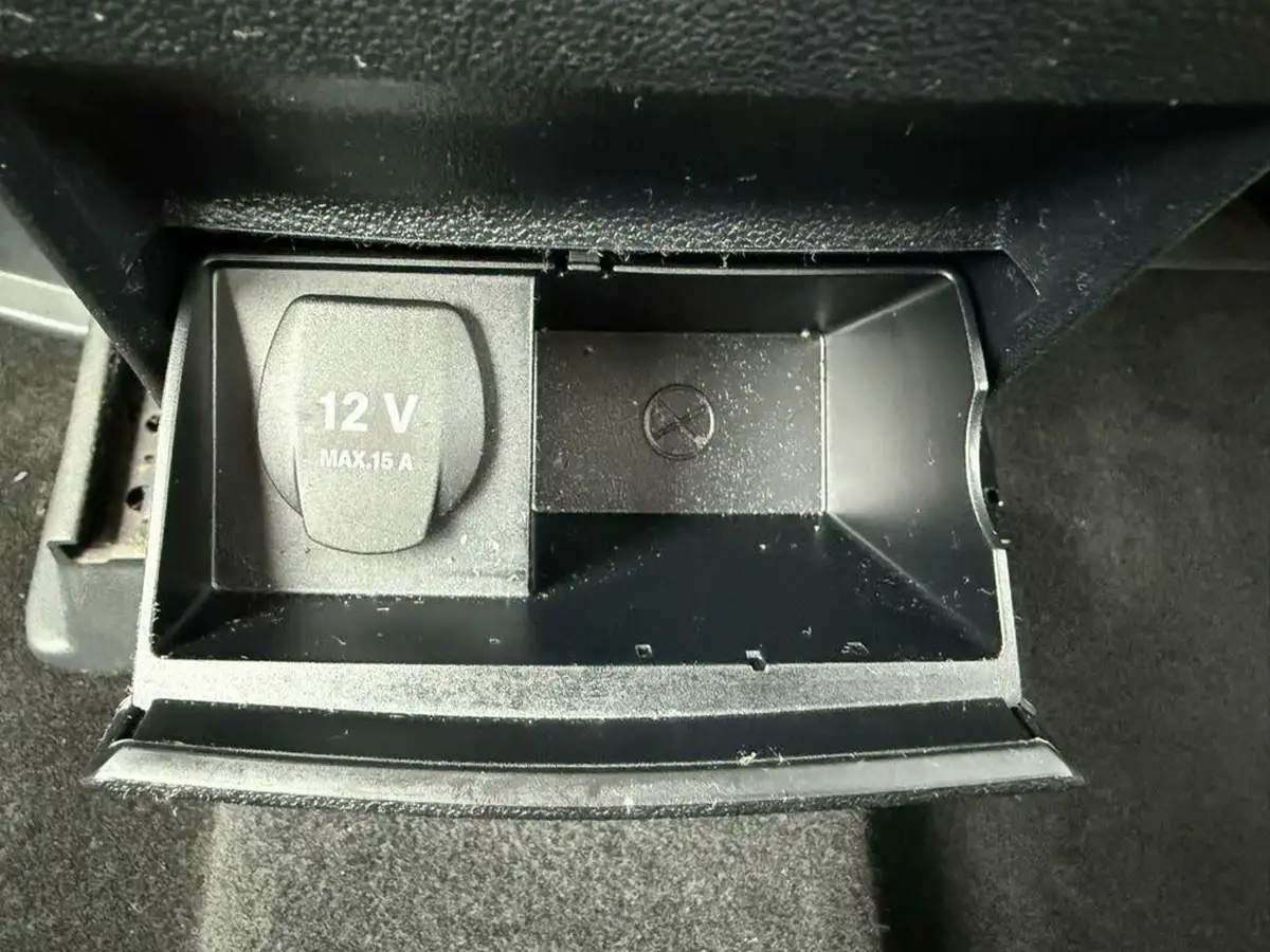 2012-mercedes-benz-a-class-20td-a180-avantgarde-se-cvt-big-13