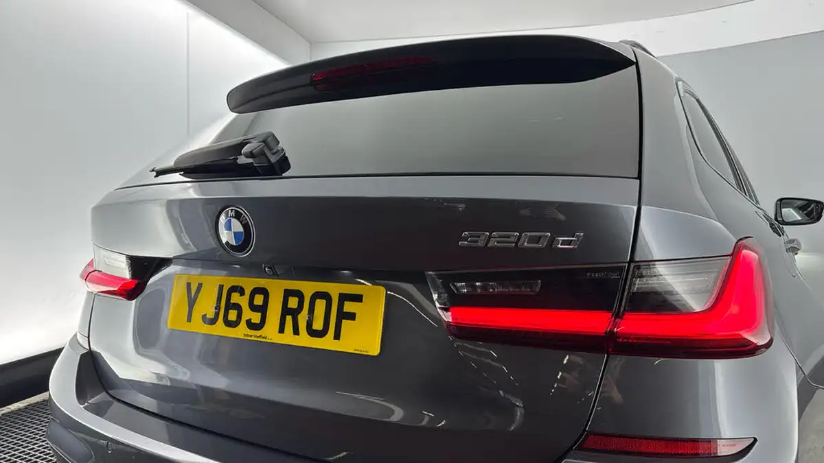 2020-bmw-3-series-20td-320d-m-sport-touring-5d-auto-big-30