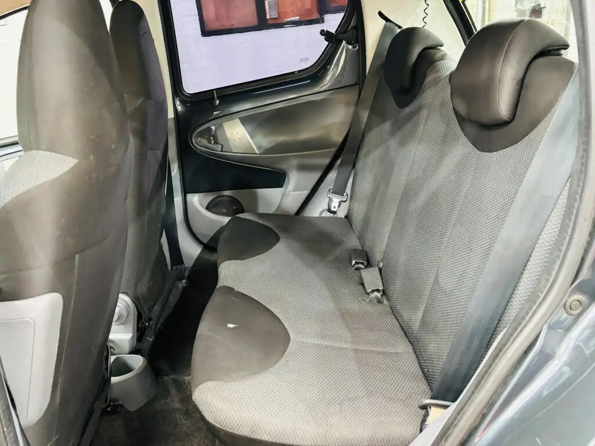 2007-toyota-aygo-10-aygo-5d-mmt-big-15