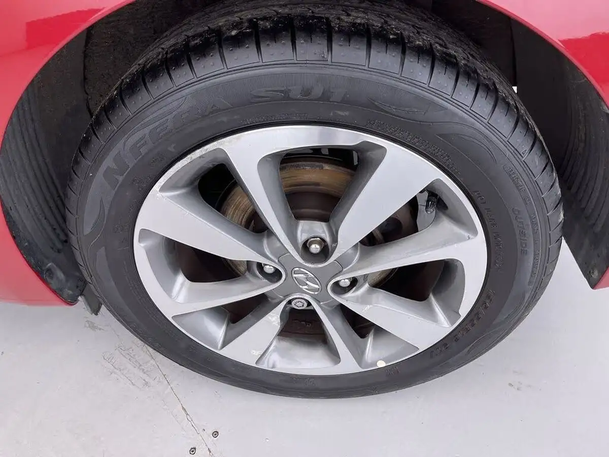 2015-hyundai-i20-12-se-hatchback-5d-big-21