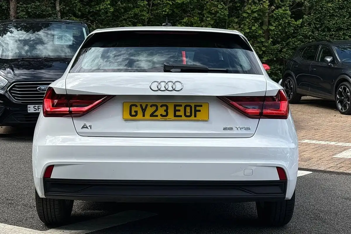 2023-audi-a1-10-25-tfsi-technik-big-6