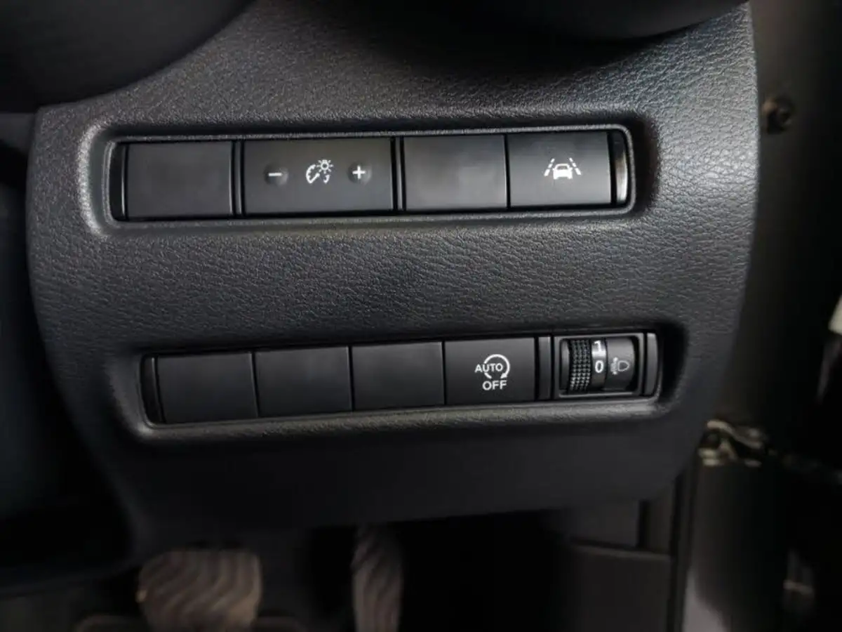 2023-nissan-juke-10-dig-t-n-connecta-dct-big-17
