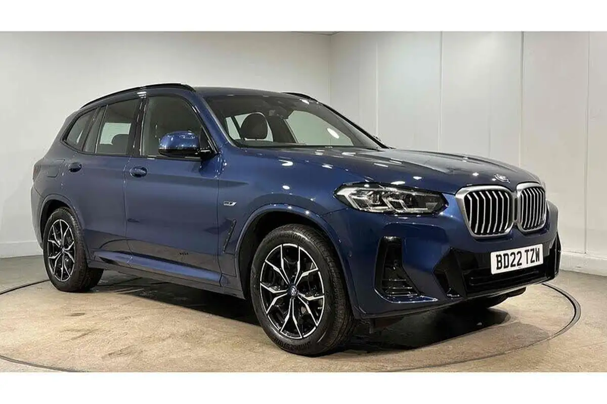 2022-bmw-x3-20-xdrive-30e-m-sport-big-10