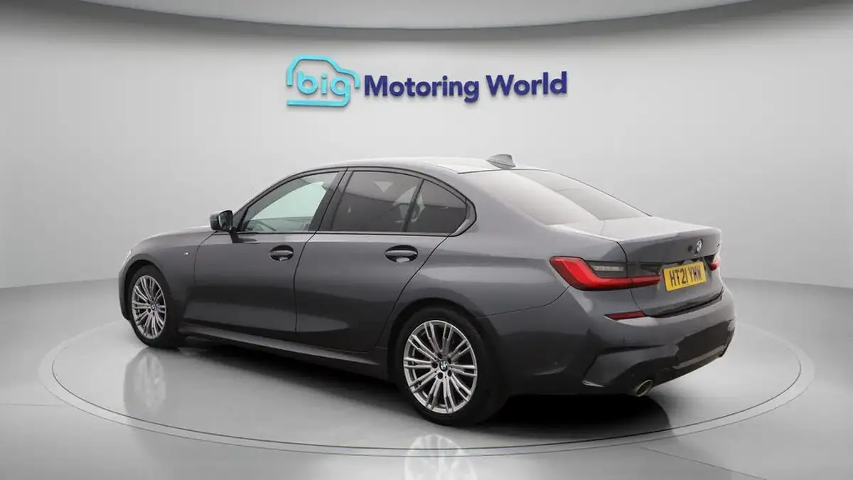 2021-bmw-3-series-20-320i-m-sport-saloon-4d-big-5