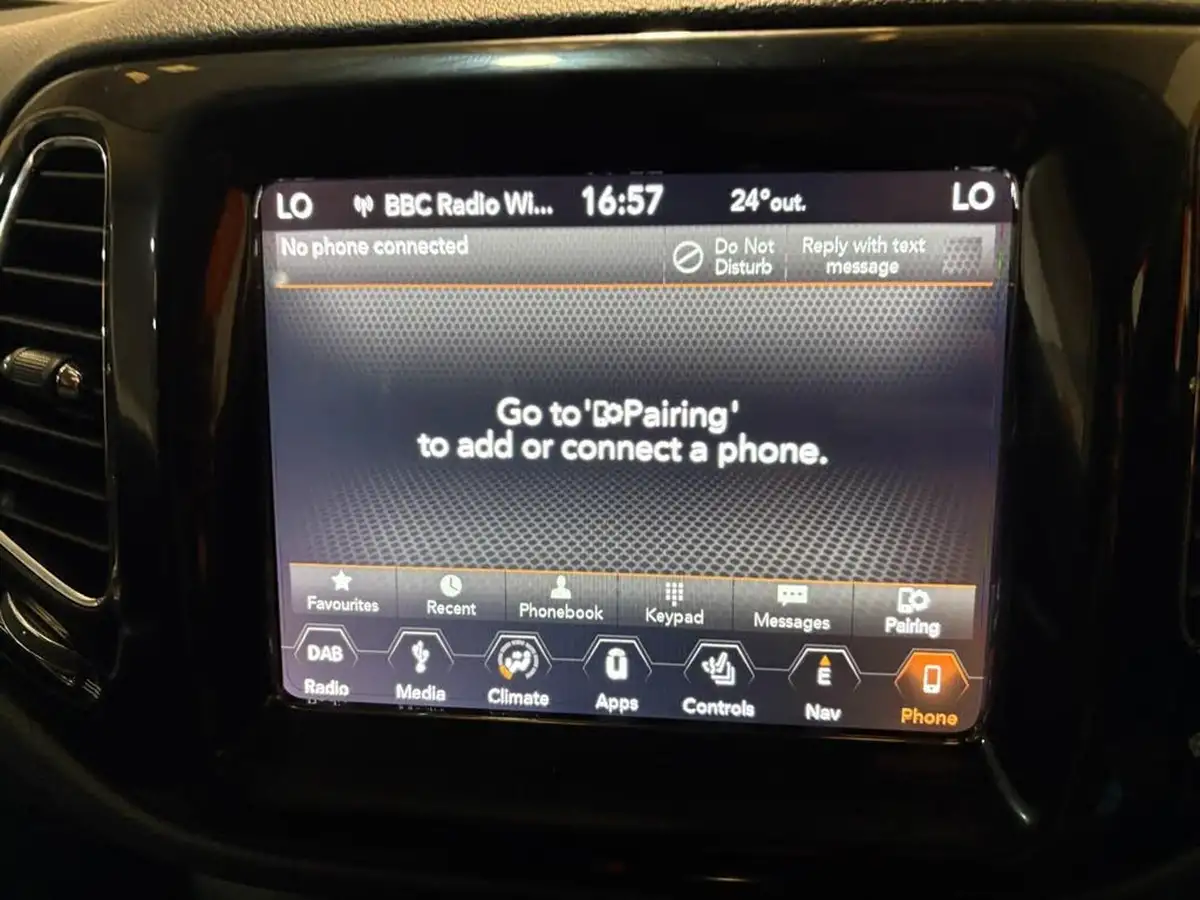 2020-jeep-compass-14-multiair-ii-night-eagle-big-15