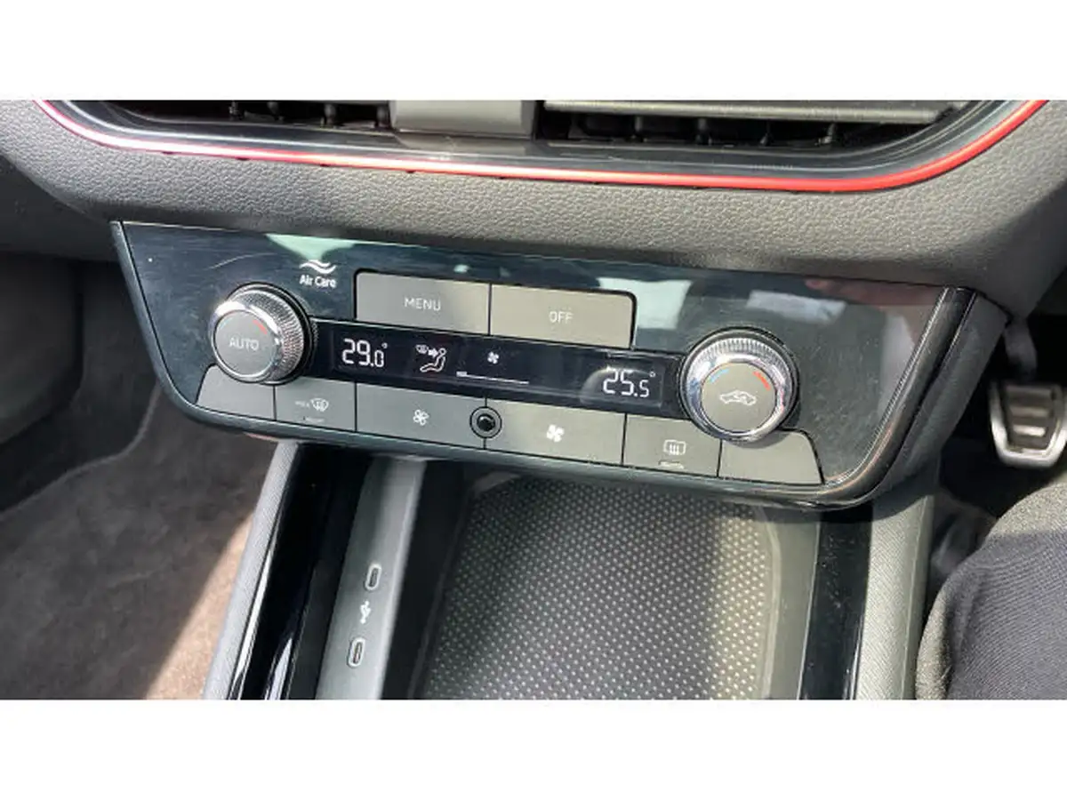 2024-skoda-kamiq-15-tsi-monte-carlo-big-32