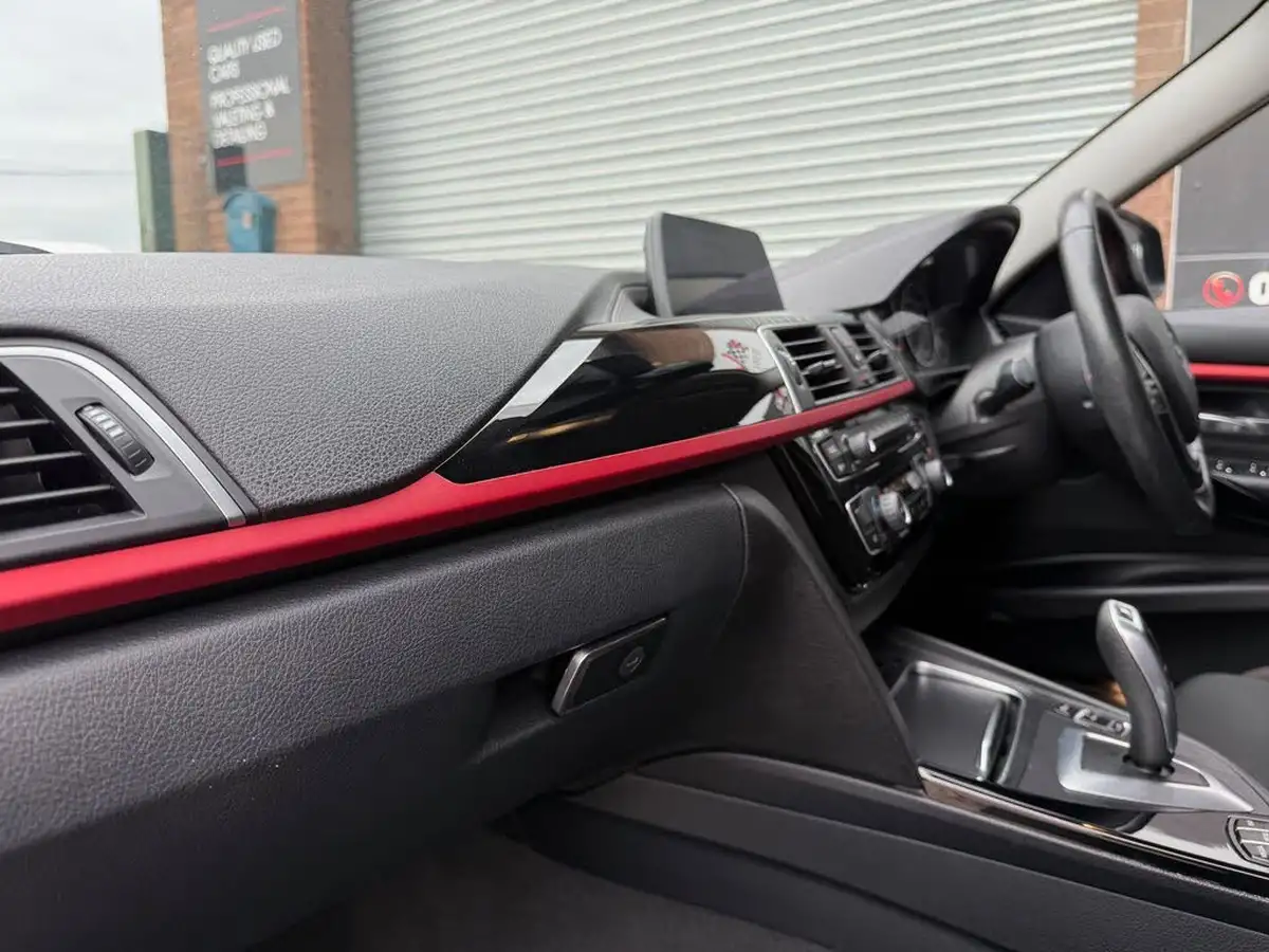 2017-bmw-3-series-15-318i-sport-touring-5d-auto-big-50
