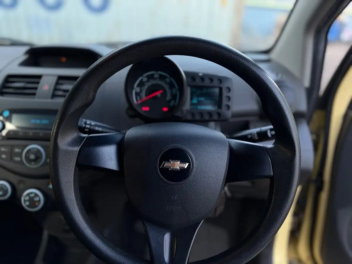 2013-chevrolet-spark-10-ls-68ps-big-15