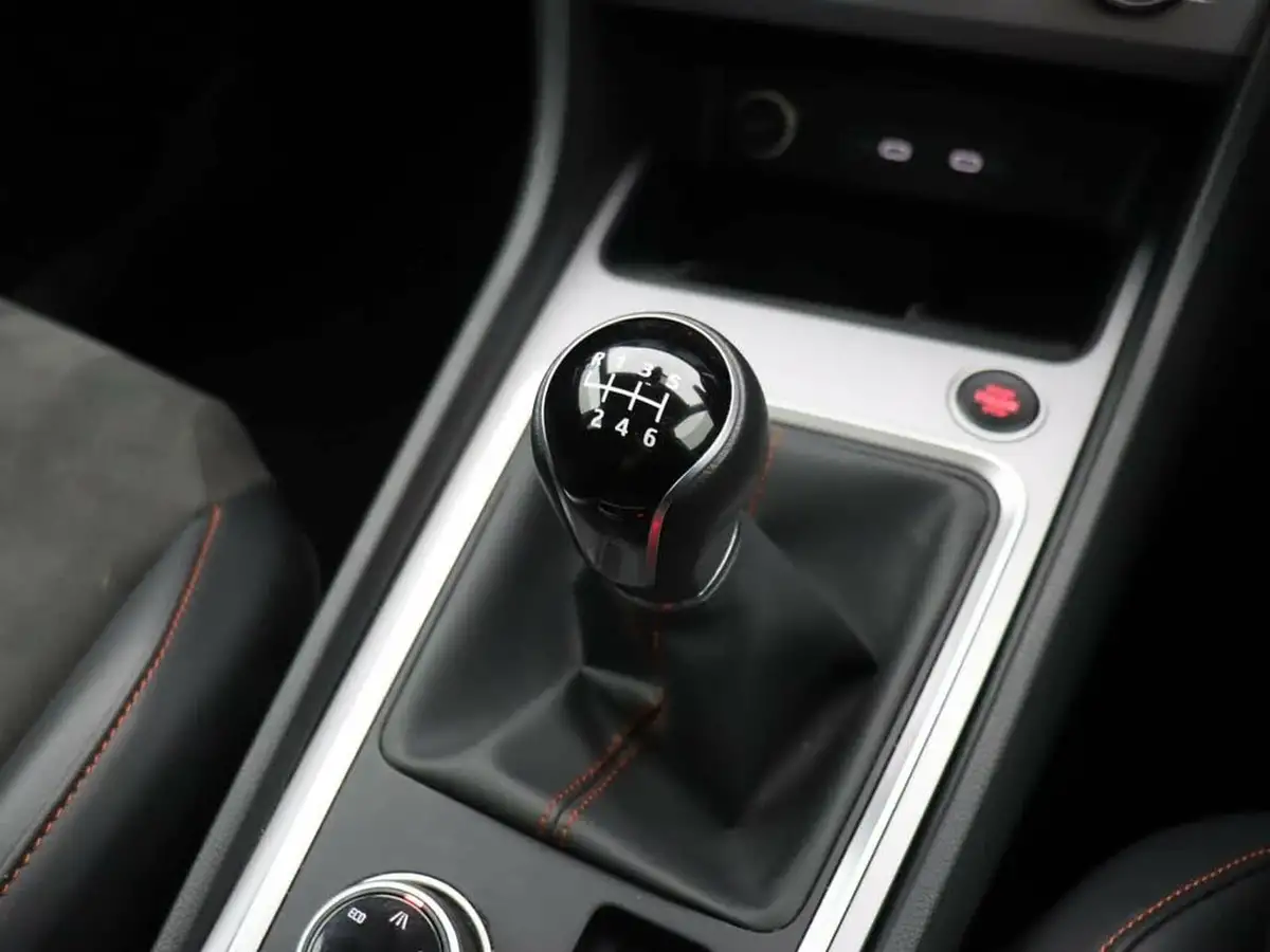 2024-seat-ateca-15-ecotsi-fr-big-44
