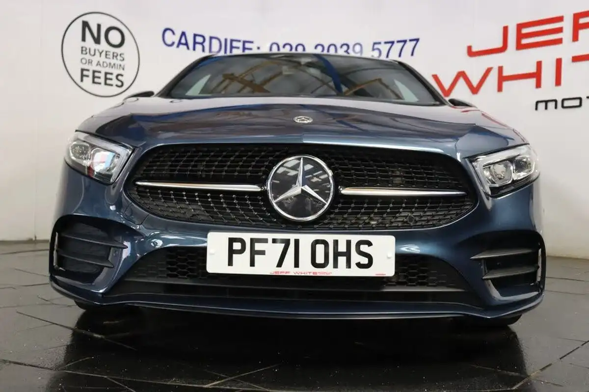 2022-mercedes-benz-a-class-13-a180-amg-line-executive-edition-hatchback-5d-7g-dct-big-9