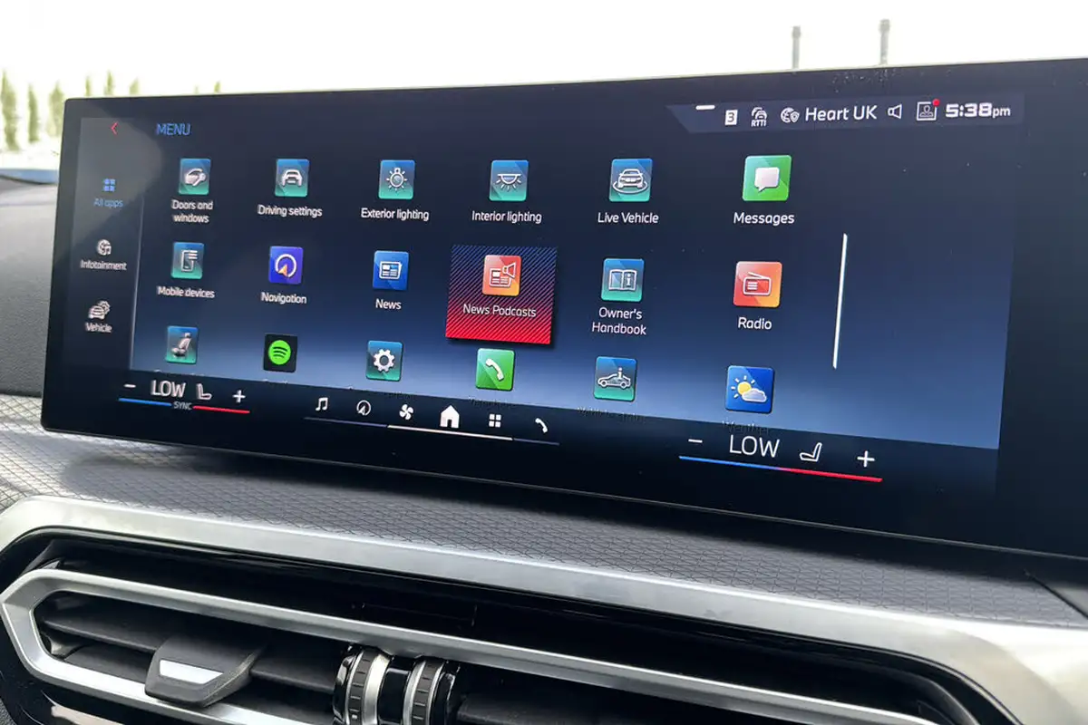 2024-bmw-i4-e-m50-big-47