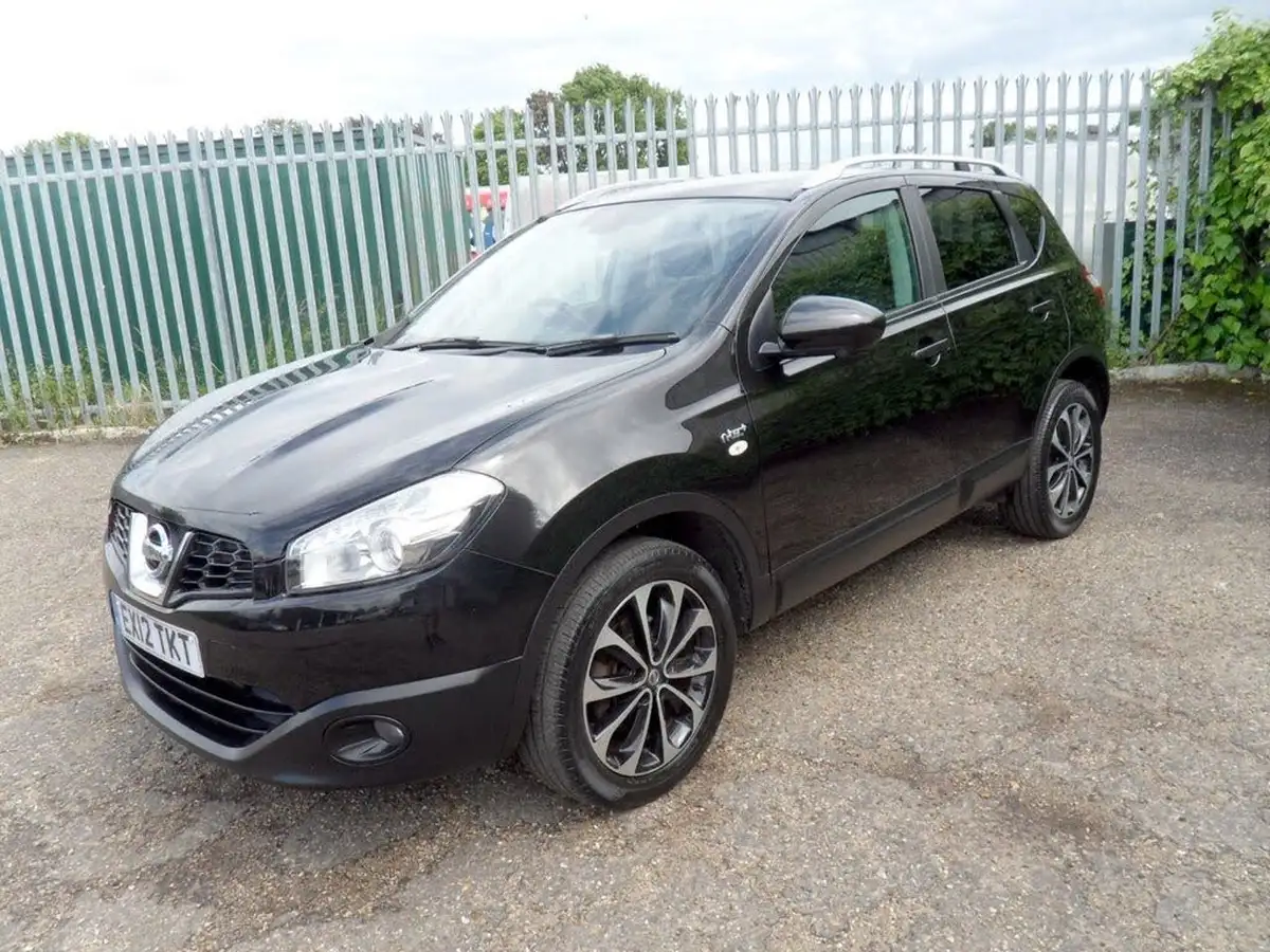 2012-nissan-qashqai-15td-n-tec-big-8