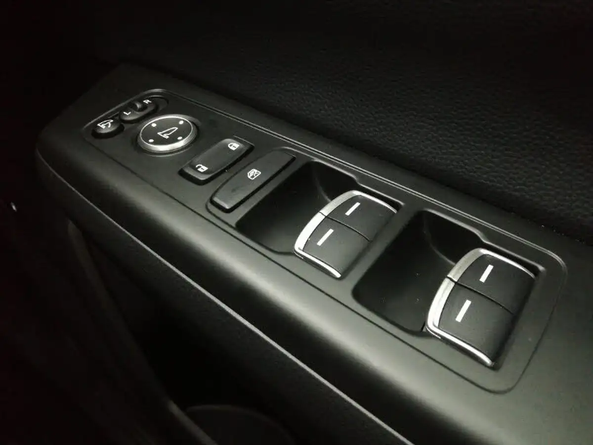 2024-honda-cr-v-20-i-mmd-advance-tech-big-15