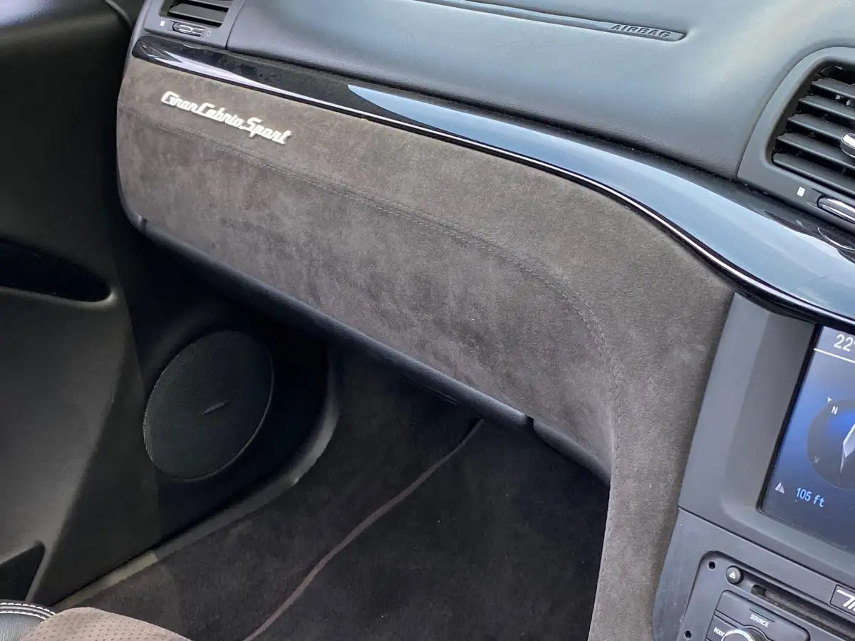 2016-maserati-grancabrio-47-sport-big-13