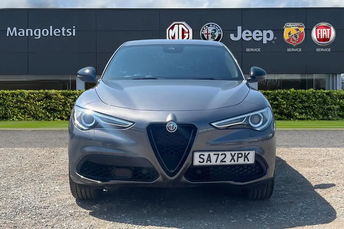 2023-alfa-romeo-stelvio-20-veloce-big-7