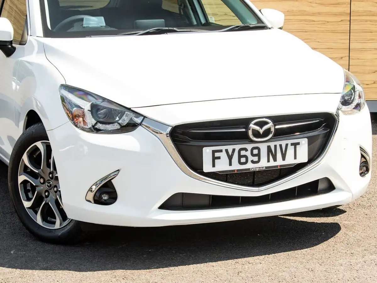 2019-mazda-mazda2-15-gt-sport-nav-115ps-big-9