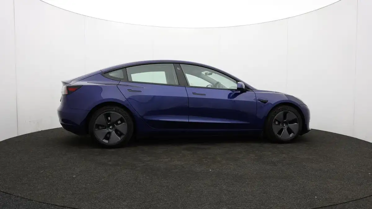 2021-tesla-model-3-e-standard-plus-big-23