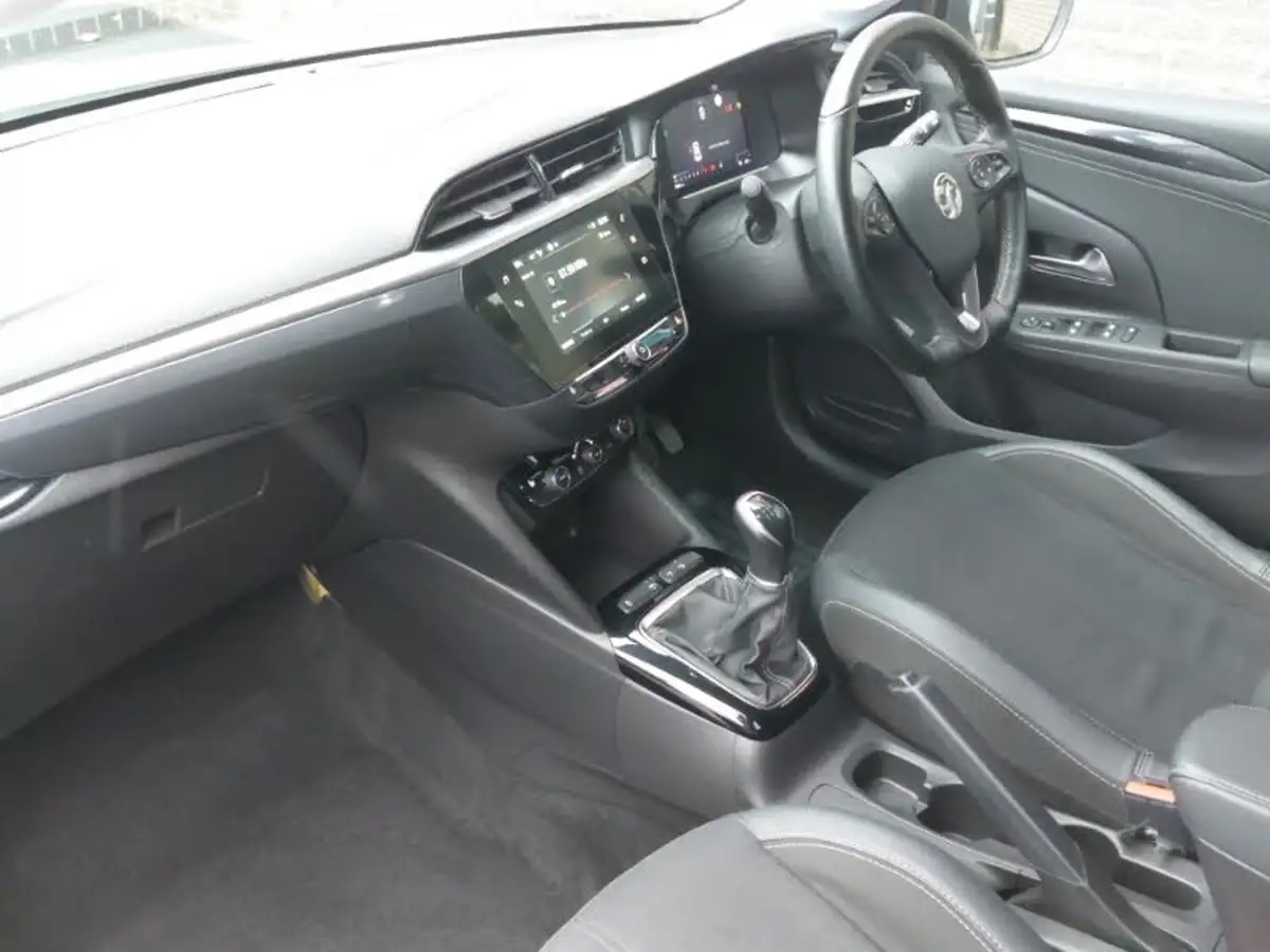 2022-vauxhall-corsa-12i-elite-edition-big-4