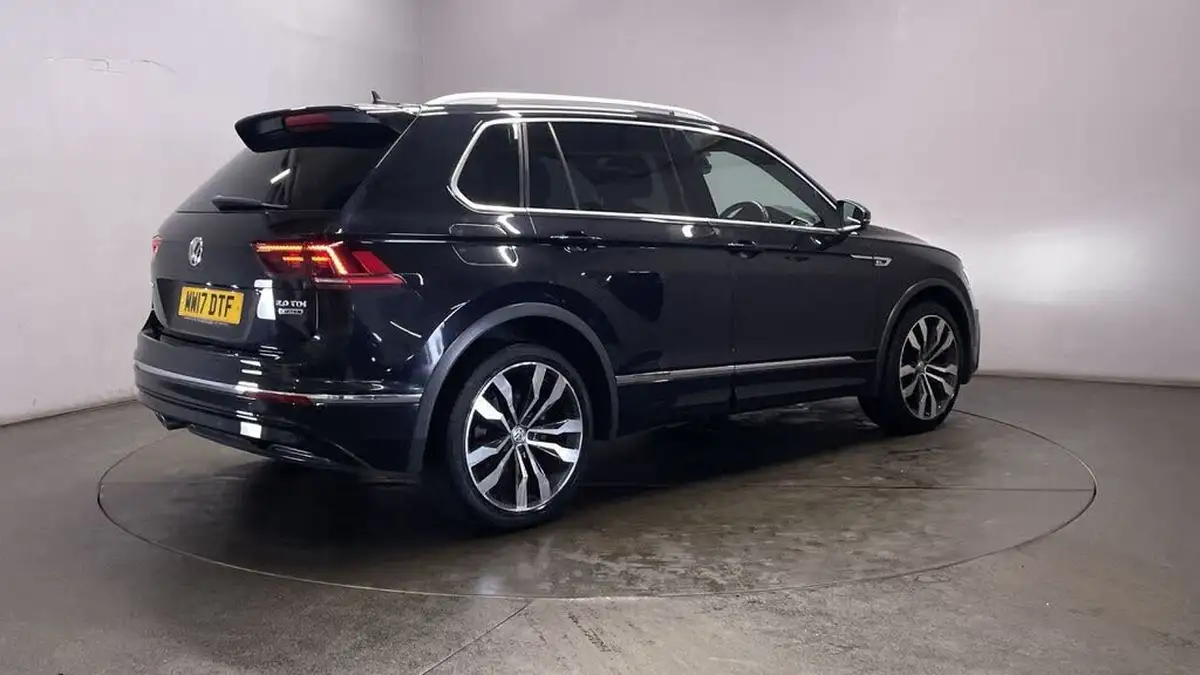2017-volkswagen-tiguan-20tdi-r-line-4motion-ss-dsg-big-7